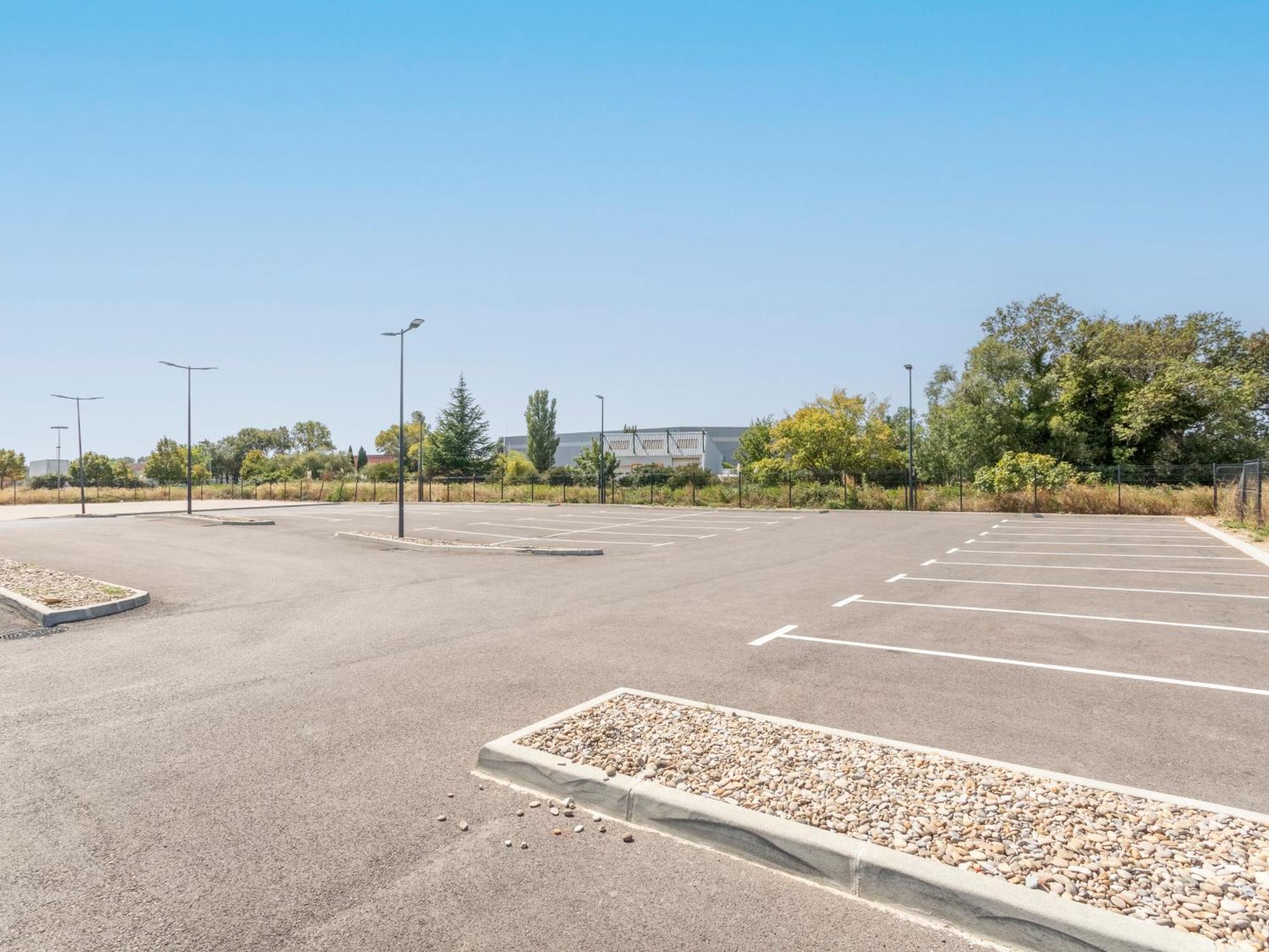 B&B Hotel Saint-Martin-De-Crau Alpilles Camargue Saint-Martin-de-Crau Exterior foto